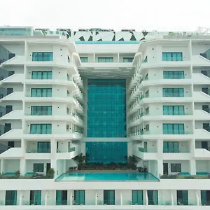 3* فندق Lime Manila